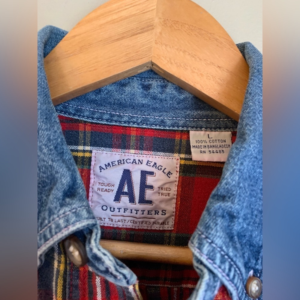 Vintage American Eagle Outfitters Shirt Mens L Plaid Denim Collar Button Up 90s - Picture 5 of 7